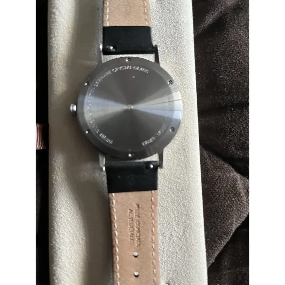 Linjer Model 40 Minimalist Watch Swiss Quartz Sapphire Crystal Black Leather Box